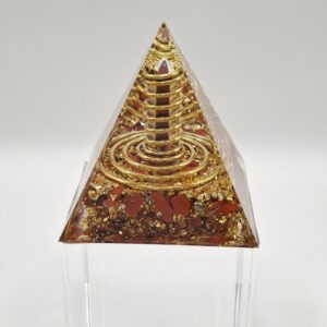Orgonite Pyramide Pointe Jaspe Rouge